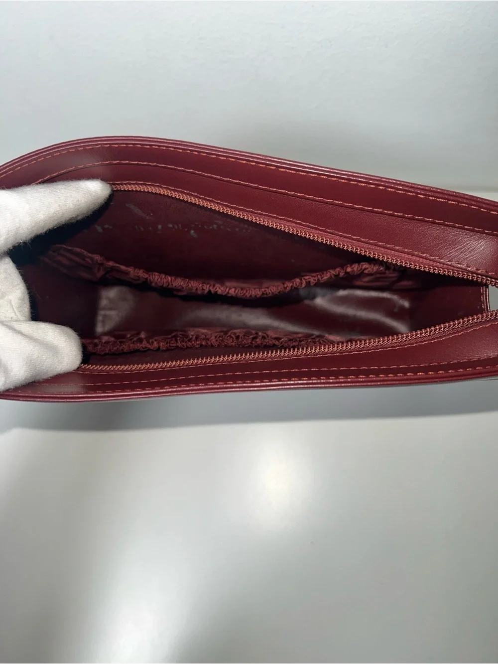Cartier Must de Cartier Vintage Bordeaux Leather Signature Portfolio Clutch Bag